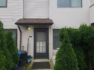 60A Wolkoff Ln, Staten Island, NY 10303