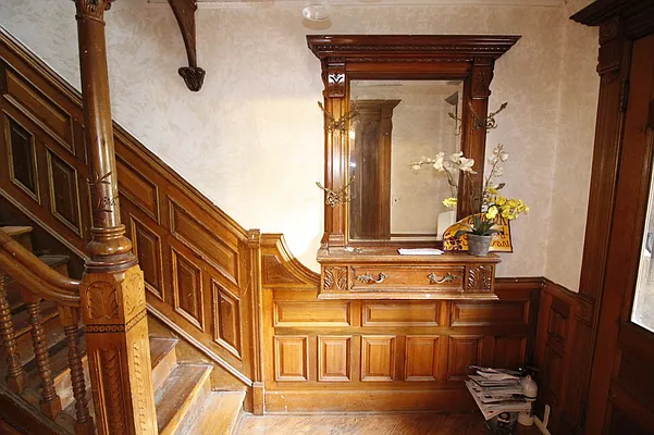 Rented by Realty Nerd | media 30