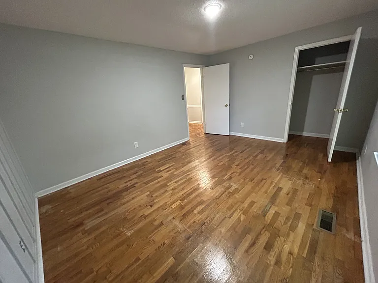 2619 Central Ave — Photo 7