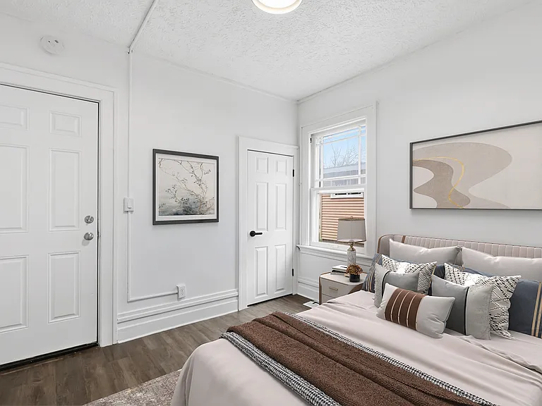808 Vine St #2 — Photo 6