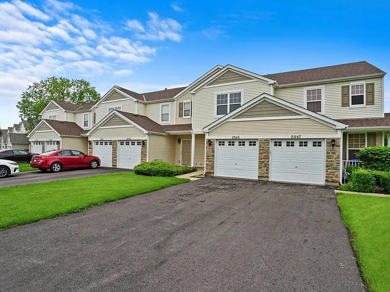 2045 Limestone Ln — Photo 2