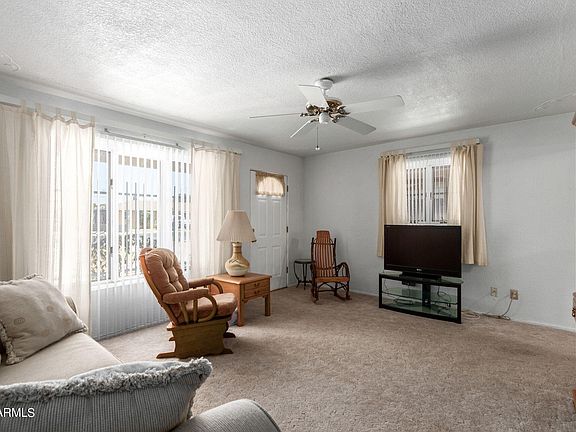4th image of 1501 E JARVIS Avenue