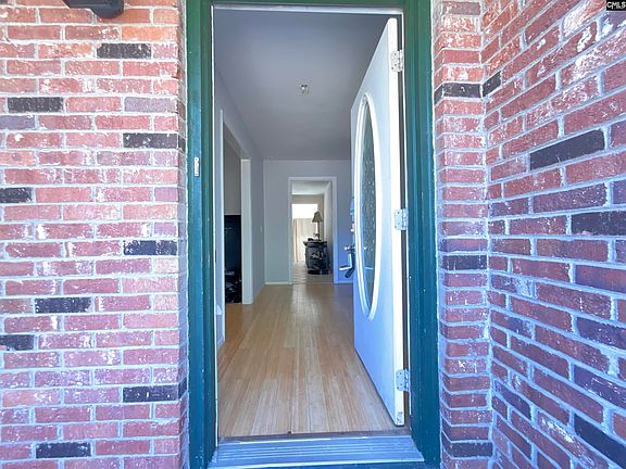 3rd image of 548 Westlawn Rd