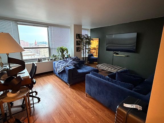 2nd image of 3550 N Lake Shore Dr APT 728