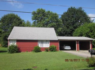 3005 Shelbourne Rd, Knoxville, TN 37917