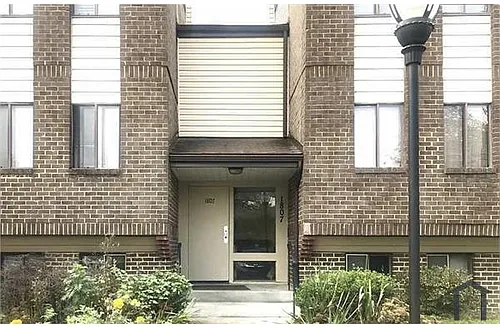 9 Suntop Ct #202 Photo 1