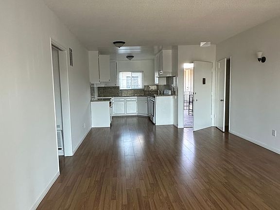 5th image of 2155 La Canada Crest Dr APT D