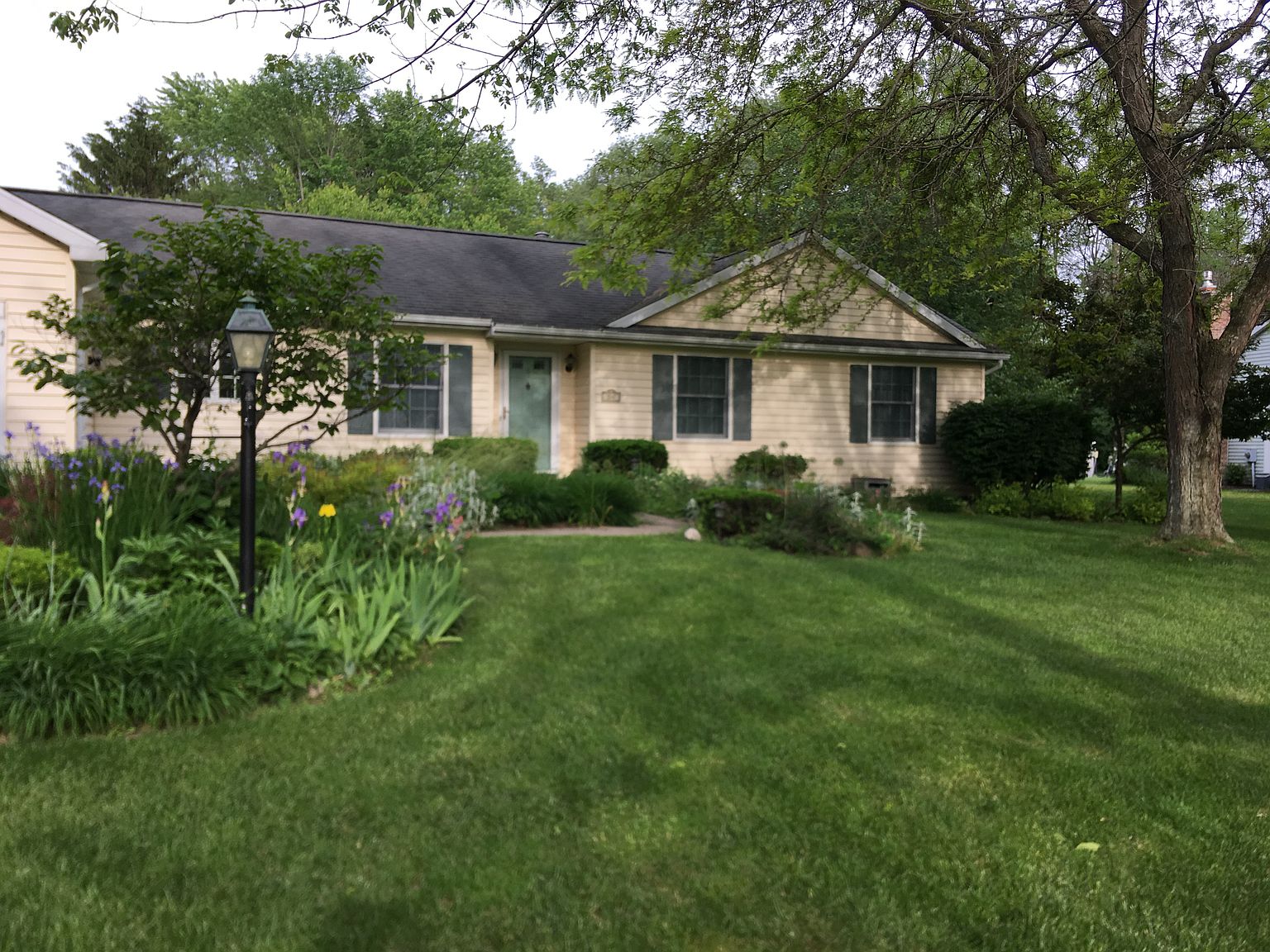 54 Pine Brook Cir, Penfield, NY 14526 Zillow