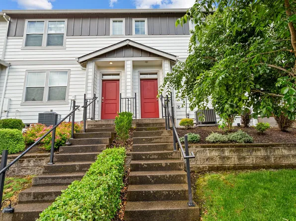 876 N 18th Ave, Cornelius, OR 97113