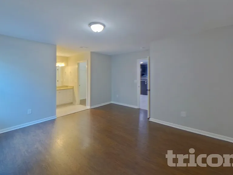 204 Yukon Dr — Photo 6