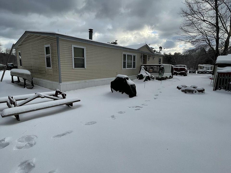 1st image of 77 Vaillancourt Dr