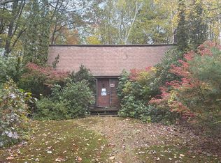 1609 Southampton Rd, Montgomery, MA 01085