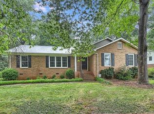 14159 Creekside Dr, Matthews, NC 28105