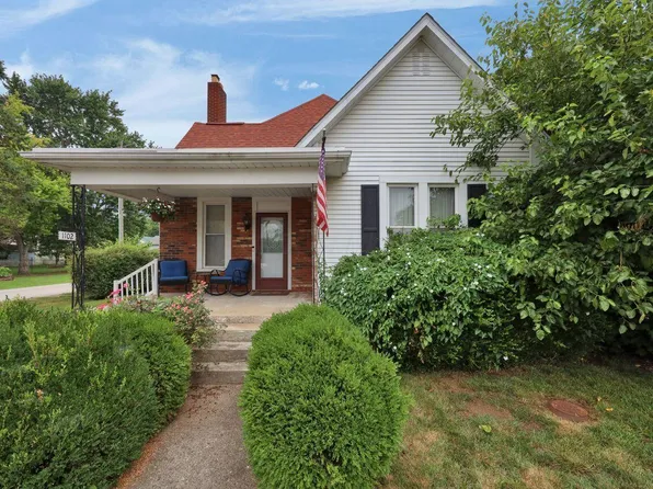 1102 Columbus St, Harrisburg, OH 43126