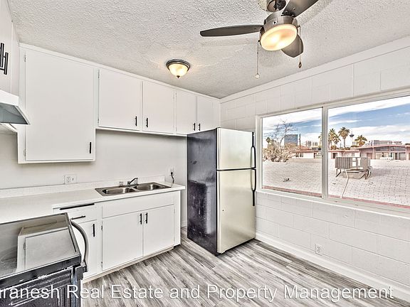 2nd image of 3821 Royal Crest St APT 6