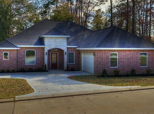 3511 Woods Estates Dr, Conroe, TX 77304