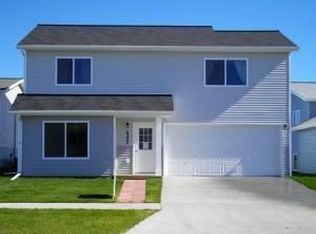 6222 23rd St S, Fargo, ND 58104