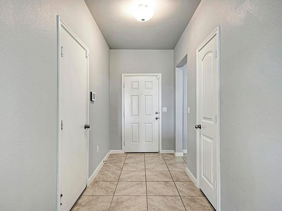 5th image of 432 Kingfisher Ln