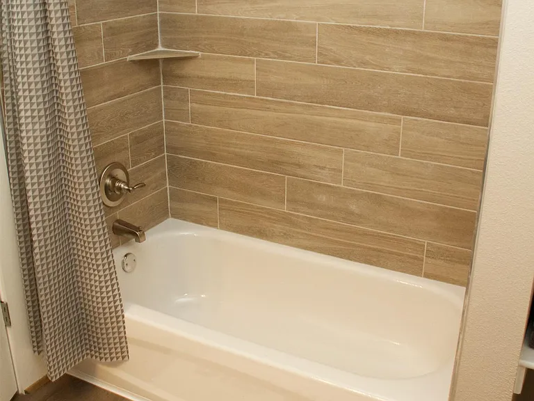1575 S Brooks Ave — Photo 13