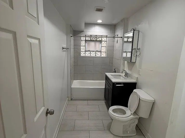 6336 N Mozart St #1 — Photo 19