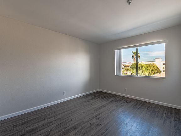 3rd image of 2878 El Cajon Blvd APT 9