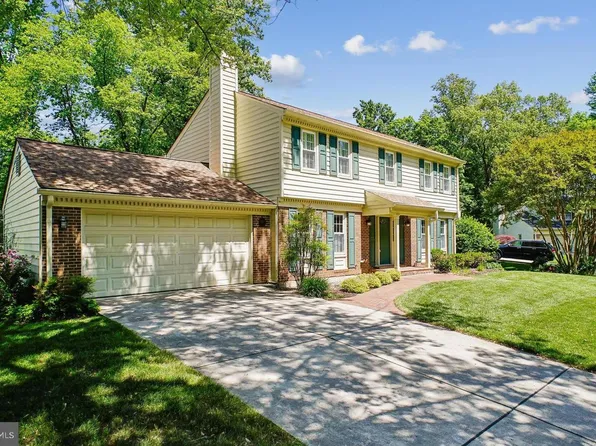 5303 Dunleigh Ct, Burke, VA 22015