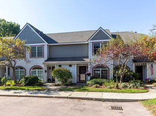 24 Northshore Dr, Burlington, VT 05408