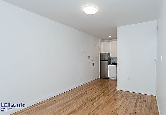 2nd image of 450 E 81st St APT 29