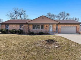 1425 S Ridge Rd, Green Bay, WI 54304