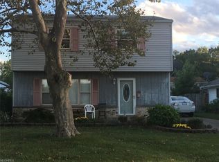 2044 Hancock St, Lorain, OH 44052