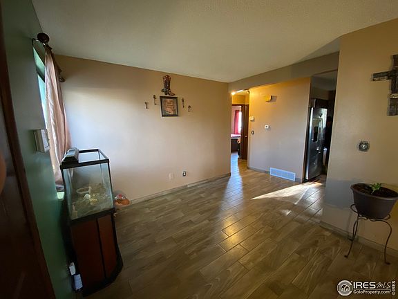 3rd image of 3510 Marigold St