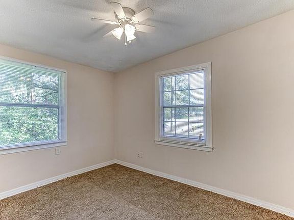 5th image of 1822 Bard Dr