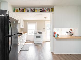 1322 Walnut St, Cedar Falls, IA 50613