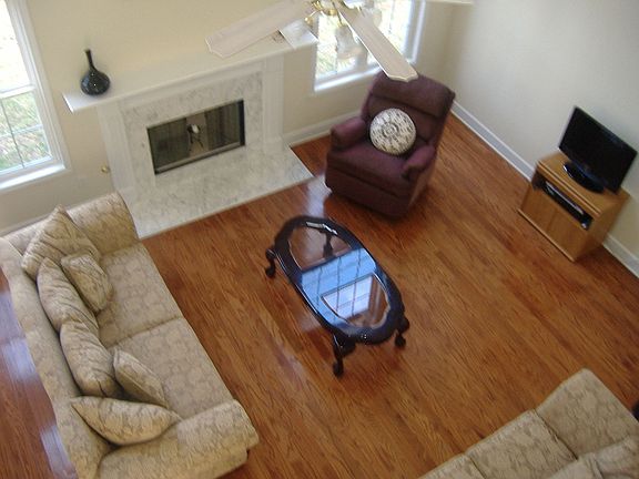 5th image of 1712 Clayhill Ct SW