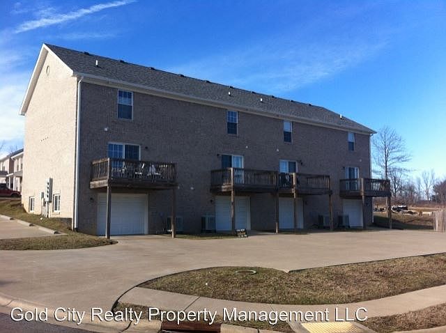 2nd image of 103 Cambridge Cir