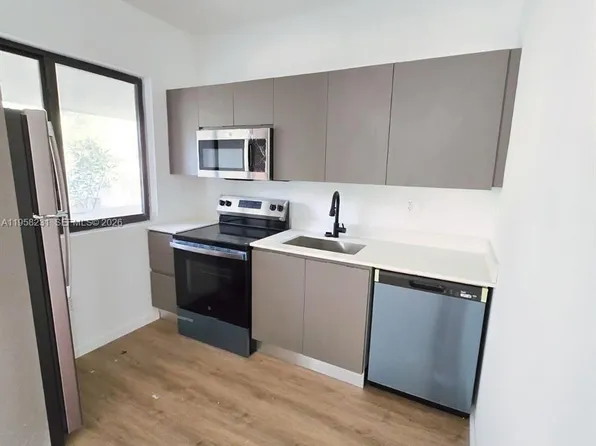 753 NW 30th St #1, Miami, FL 33127