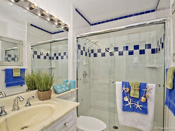 2nd image of 3755 Ocean Front Walk Unit 6
