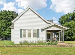 125 Pennsylvania St, Shirley, IN 47384