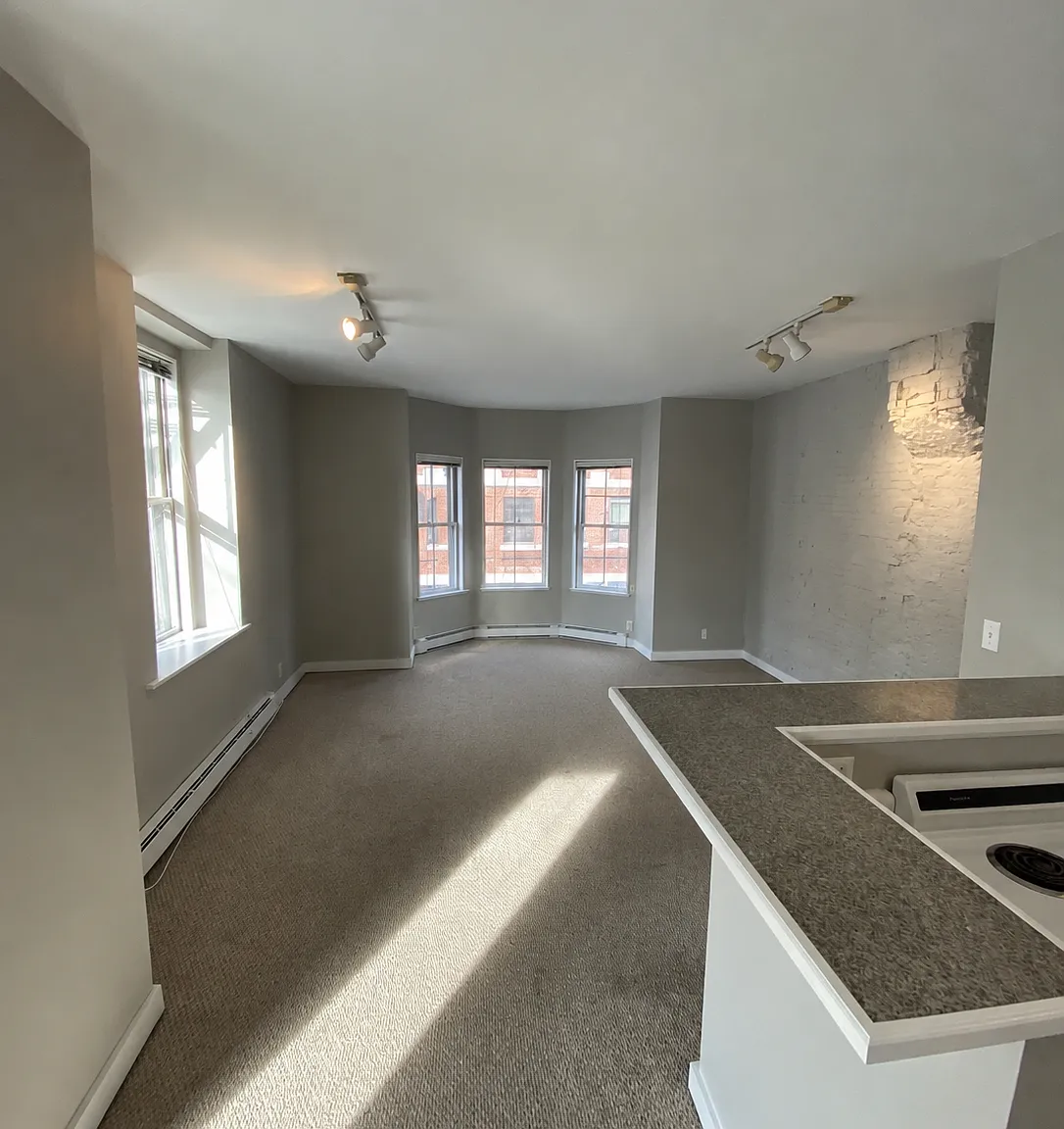 1 bed, 650 sqft, $2,300 — Photo 1