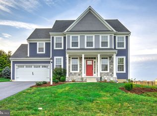 532 Spring Hollow Dr, New Holland, PA 17557