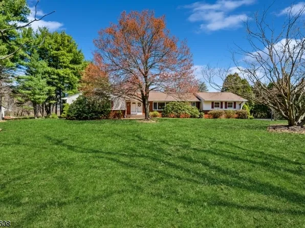 148 Mountain Rd, Roxbury Twp., NJ 07852