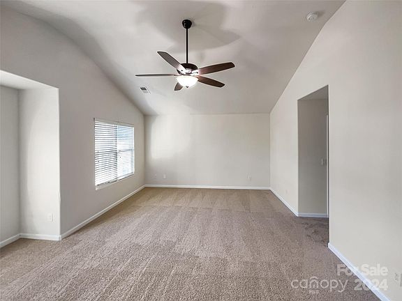 5th image of 2120 Boulder Ct