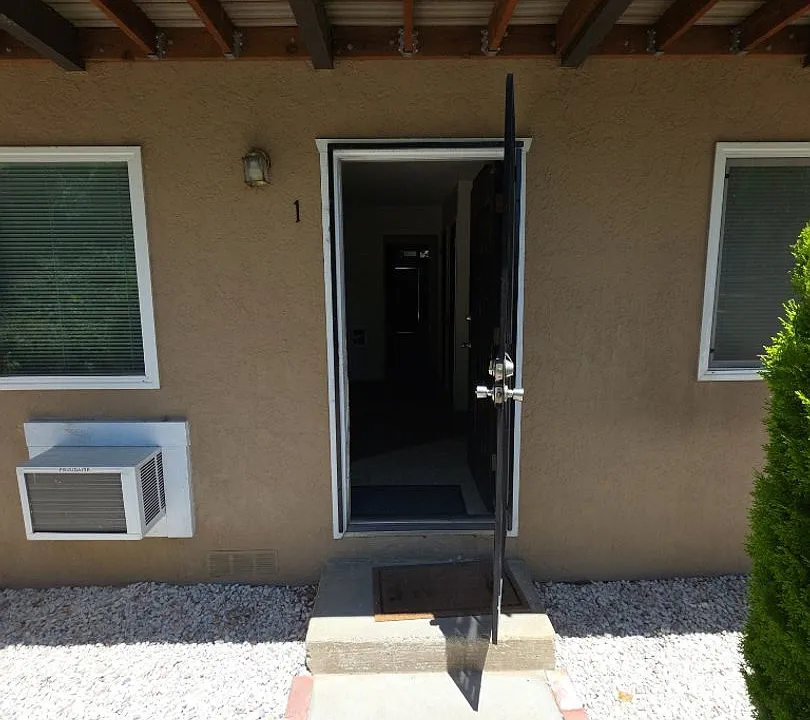 209 Wright Ln