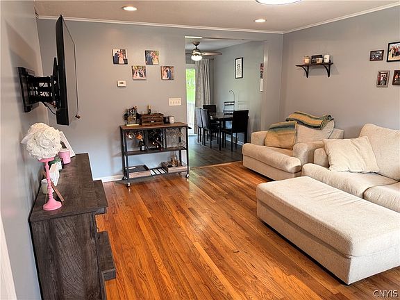 3rd image of 8411 Dawn Dr
