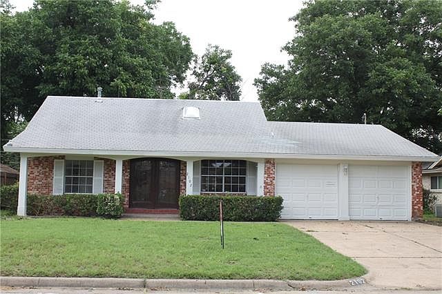 1st image of 2102 Monaco Dr