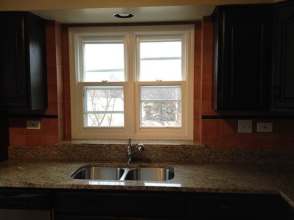 5th image of 375 Covington Ter #5