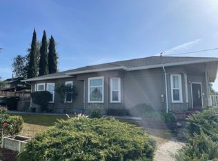 1471 Hillcrest Rd, Hollister, CA 95023