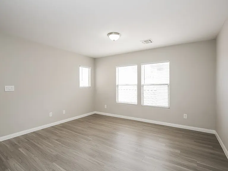 6725 Druid Hills St — Photo 14