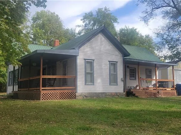 80 S Douglas St, Kingston, MO 64650