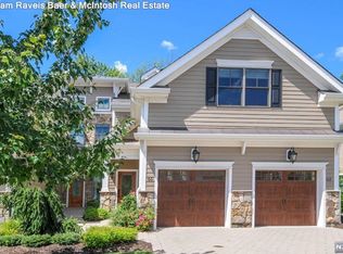 60 Cherrywood Ct, River Vale, NJ 07675